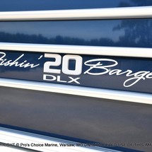 Sun Tracker Fishin Barge 20 DLX