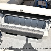 Sun Tracker Fishin Barge 20 DLX