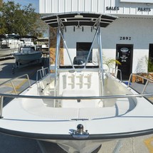 Boston Whaler 190 Montauk