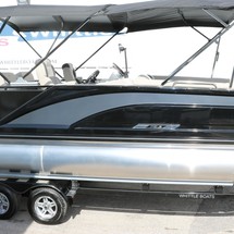 60 x 16 tri-toon passenger vessel