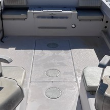 Grady-White Freedom 225