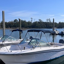 Grady-White Freedom 225