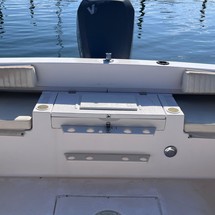 Grady-White Freedom 225