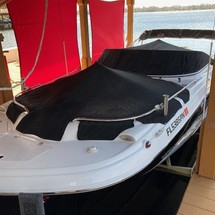Hurricane 2200 sundeck