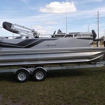 Sunchaser Boats Oasis 20 Fish-n-Cruise