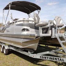 Sunchaser Boats Oasis 20 Fish-n-Cruise