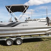 Sunchaser Boats Oasis 20 Fish-n-Cruise