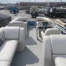 Starcraft Marine EX 22 R