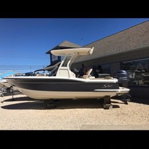 Scout Boats 225 XSF