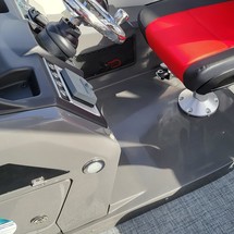 Premier Pontoons S-Series RF