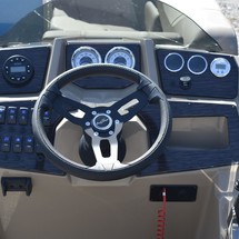 Sunchaser Boats Geneva Cruise 22 LR DH