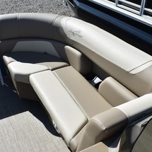 Sunchaser Boats Geneva Cruise 22 LR DH