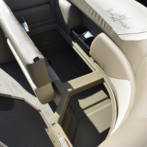 Sunchaser Boats Geneva Cruise 22 LR DH
