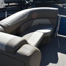 Sunchaser Boats Geneva Cruise 22 LR DH