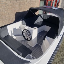 Corsiva 565 tender