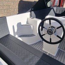 Corsiva 565 tender