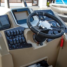 Sunchaser Boats Eclipse 8523 Entertainer