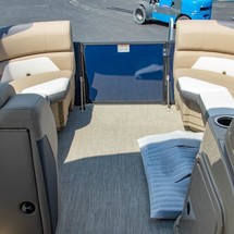 Sunchaser Boats Eclipse 8523 Entertainer