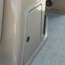 Sunchaser Boats Eclipse 8523 Entertainer