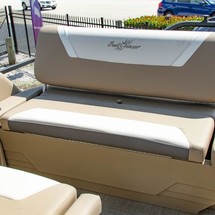 Sunchaser Boats Eclipse 8523 Entertainer