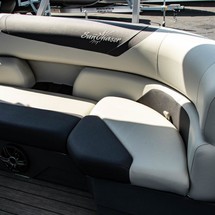 Sunchaser Boats Geneva Cruise 22 LR DH
