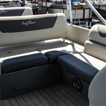 Sunchaser Boats Geneva Cruise 22 LR DH