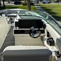 Sea Ray SLX 350 OB
