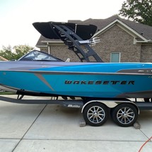 Malibu Wakesetter 25 LSV