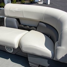 Sunchaser Boats Geneva Cruise 20 LR DH