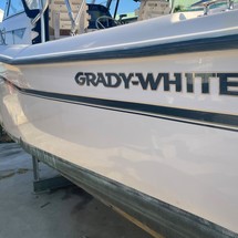 Grady-White Seafarer 228