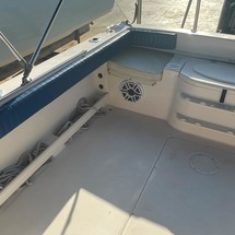 Grady-White Seafarer 228