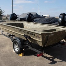 Tracker Grizzly 1754 Jon