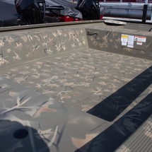 Tracker Grizzly 1754 Jon