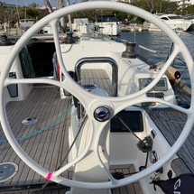 Dufour 40 Performance