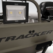 Tracker Grizzly 2072 CC Sportsman Kicker