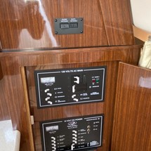 Regal 30 Express