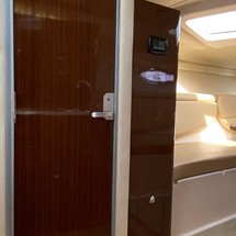 Regal 30 Express
