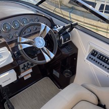 Regal 30 Express