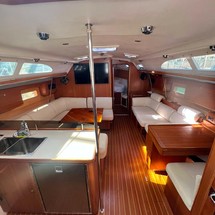 Catalina 445