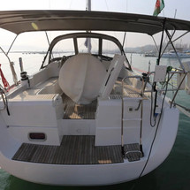 Beneteau Oceanis 37