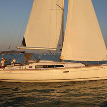 Beneteau Oceanis 37