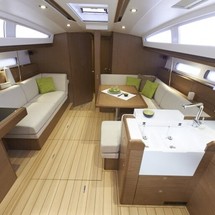 Jeanneau Sun Odyssey 44 DS