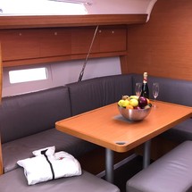 Dufour 412