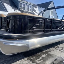 60 x 16 tri-toon passenger vessel