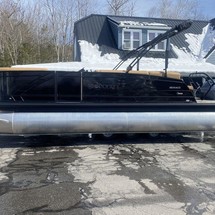 60 x 16 tri-toon passenger vessel