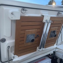 Boston Whaler 380 Outrage