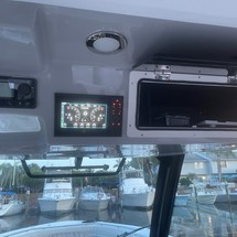 Boston Whaler 380 Outrage