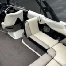 Malibu Wakesetter 23 LSV
