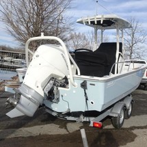 Boston Whaler 210 Montauk