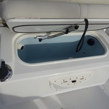 Boston Whaler 210 Montauk